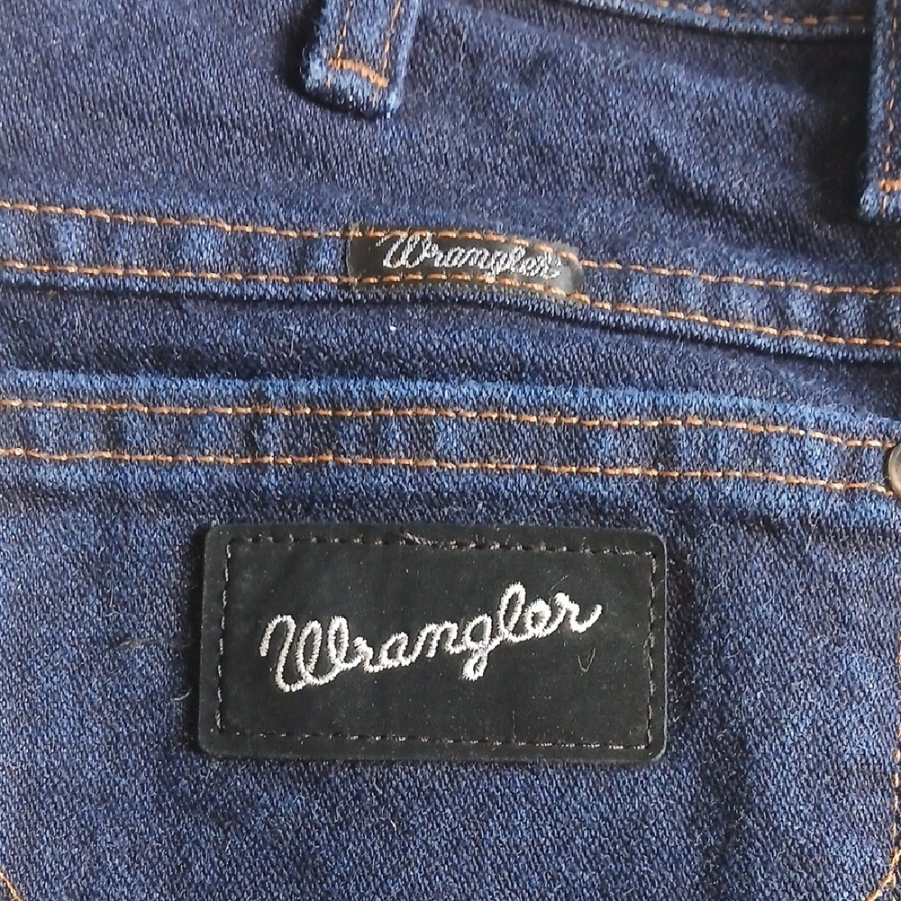 Wrangler Men's Dark Blue Straight Jeans - Picture 3 of 6